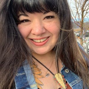 Meet your Posher, Leah